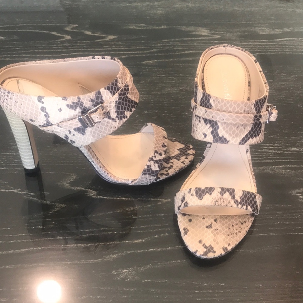 Snake sandals - Picture 2 of 2